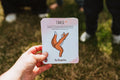Cartes de yoga pour enfant de la posture de la chaise de Les Bougeottes