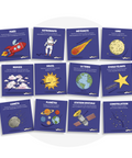 Collection de cartes d'apprentissage sur l'espace en français avec des mouvements pour travailler les notions spatiales chez l'enfant (fusée, astronaute, météorite, lune, nuages)