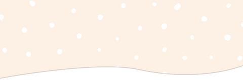 Bannière ondulée avec fond beige et pois blancs décoratifs.